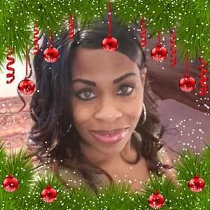 Meet your Posher, Adrienne